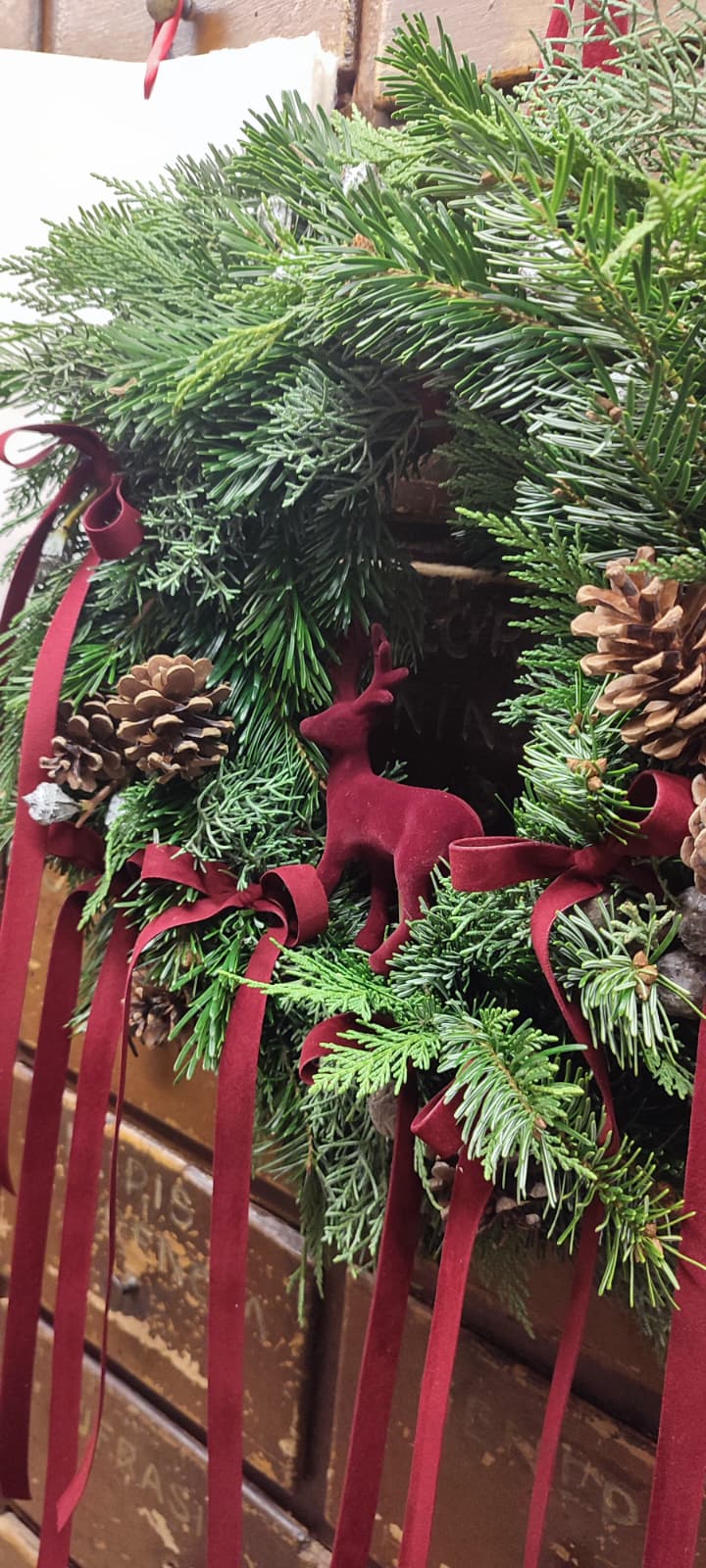 Corona de Navidad "Deep Bordeaux" - Imagen 3